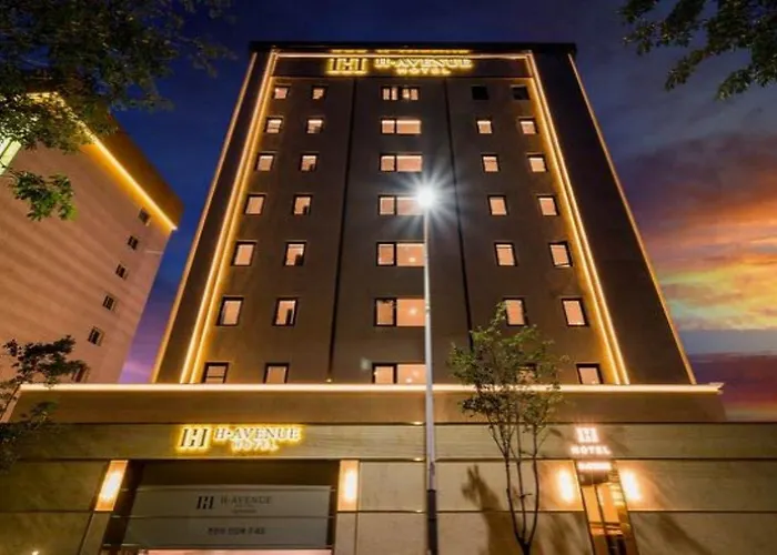Hotel H Avenue Jeonggwan Branch *