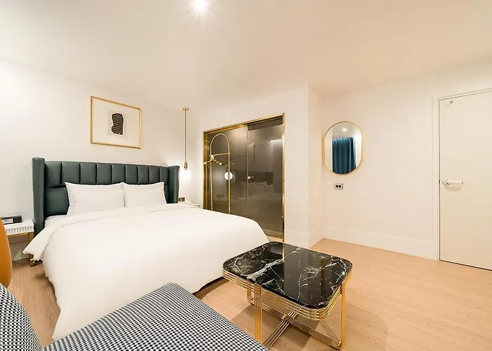 H Avenue Jeonggwan Branch Hotel